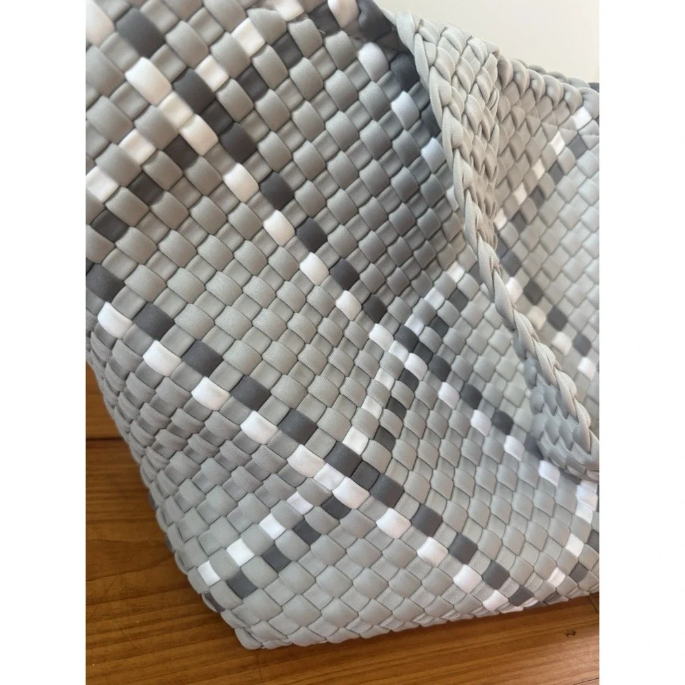 Haute Shore Neoprene Woven Shopper Tote Zip Top Shoulder Bag Gray White - Picture 4 of 16